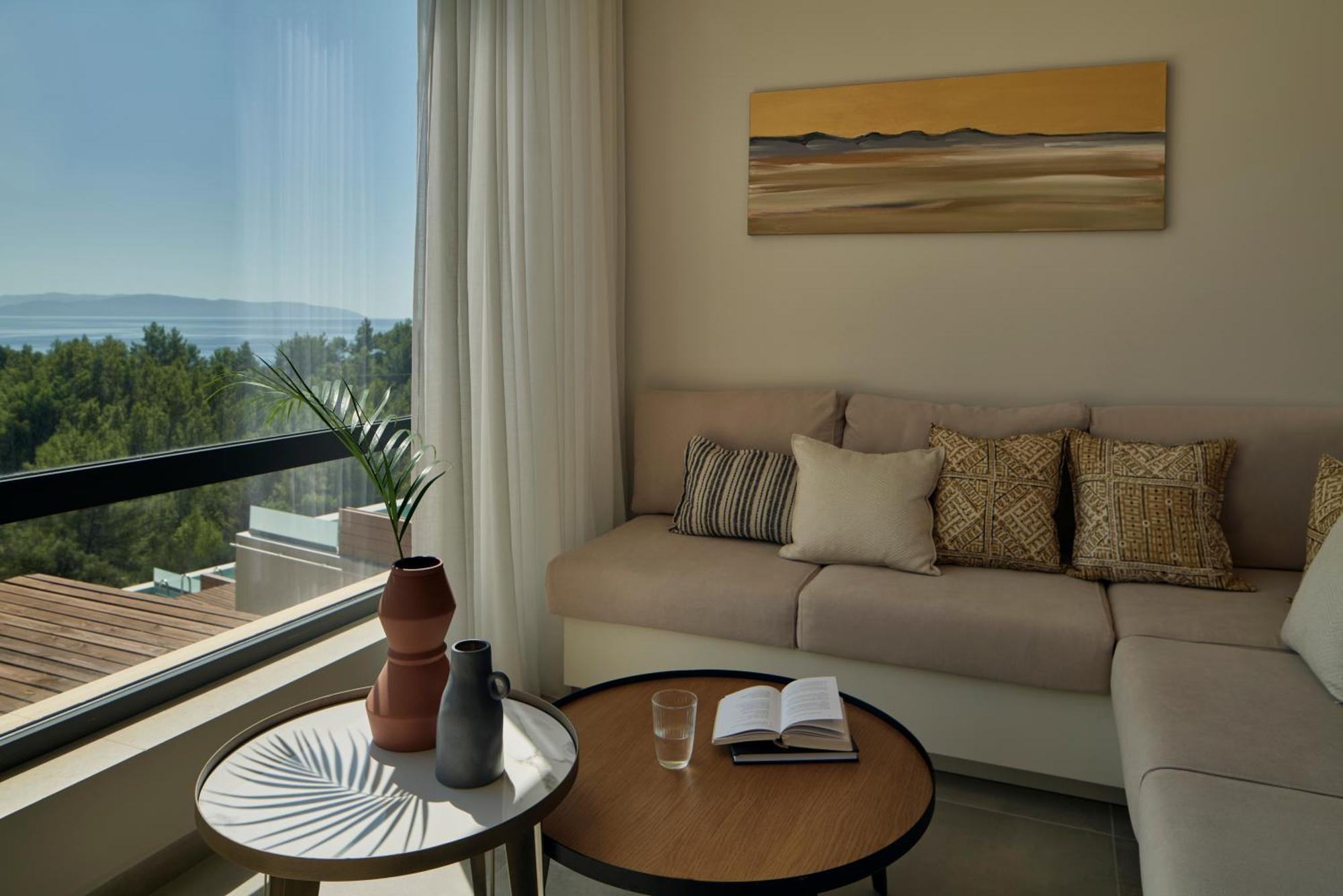 Celestial All Suites Afrato Exteriér fotografie