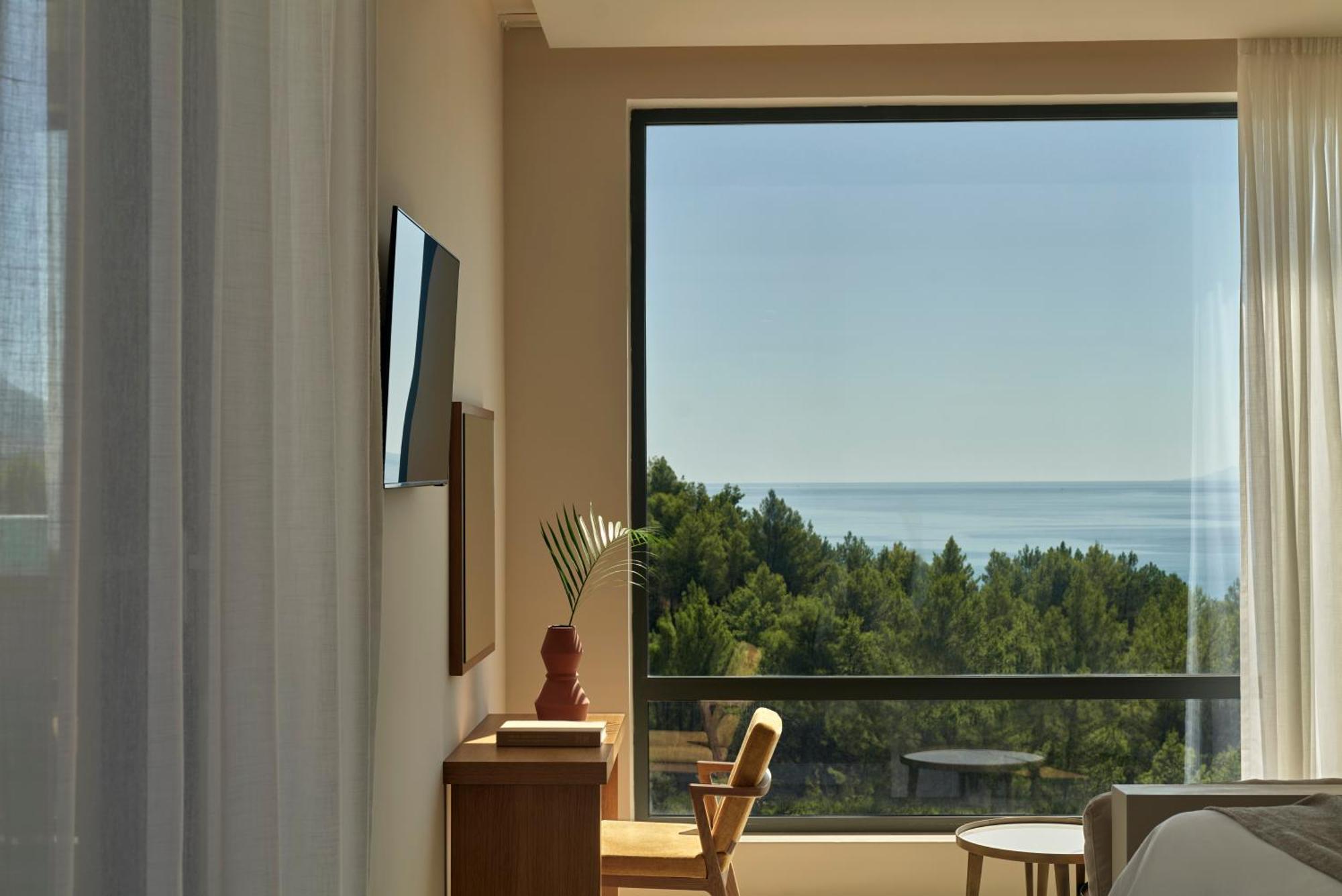 Celestial All Suites Afrato Exteriér fotografie