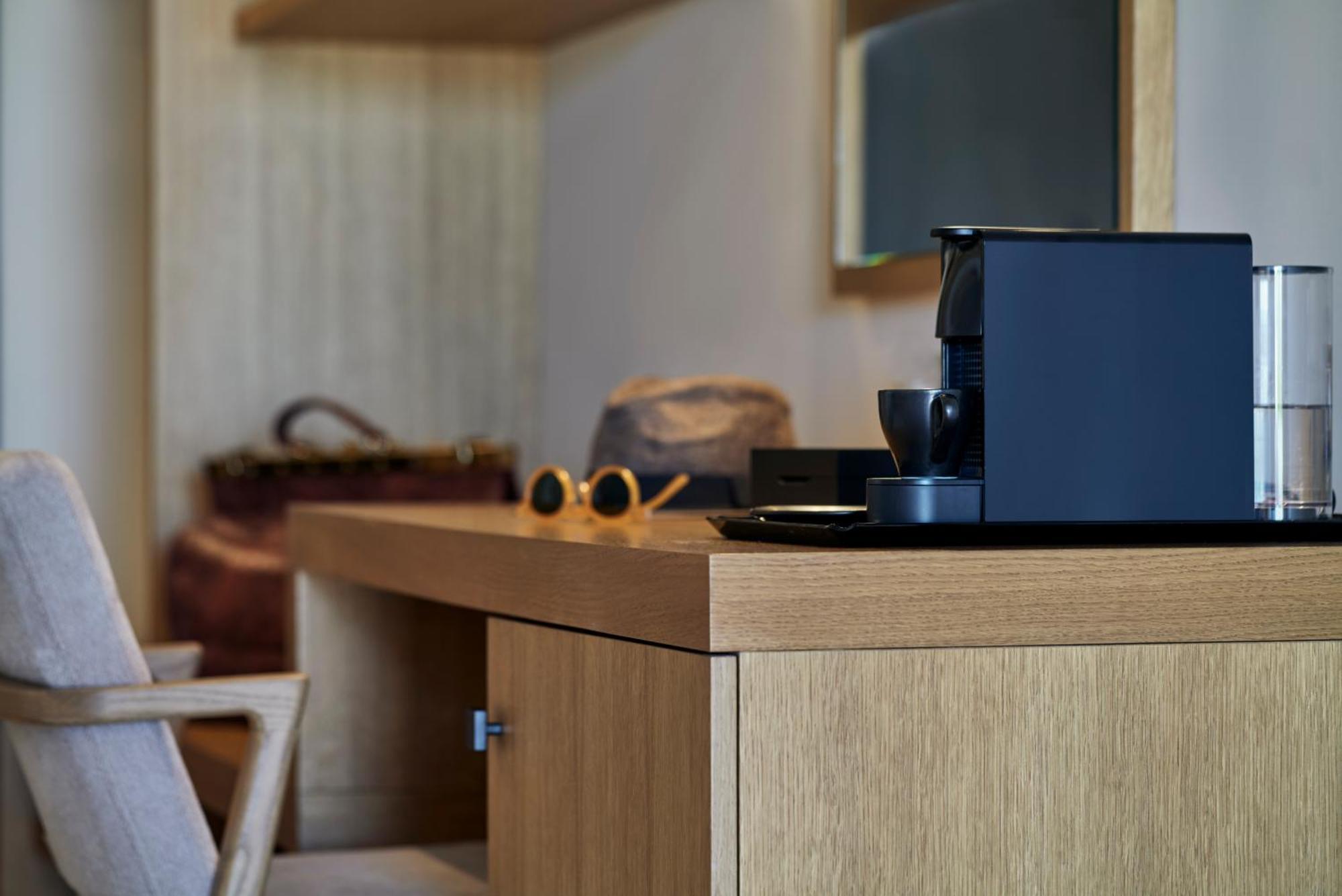 Celestial All Suites Afrato Pokoj fotografie